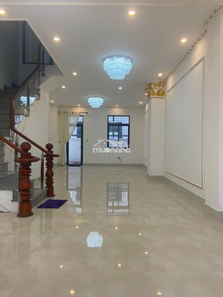 Cho thuê nhà mặt tiền gần đỗ xuân hợp, cầu năm lý 5x20m 3l4pn