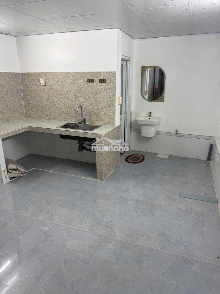 Gần vịt quay hùng trang, 4m x 10, 1 lửng, chỉ 4tr/tháng - 2