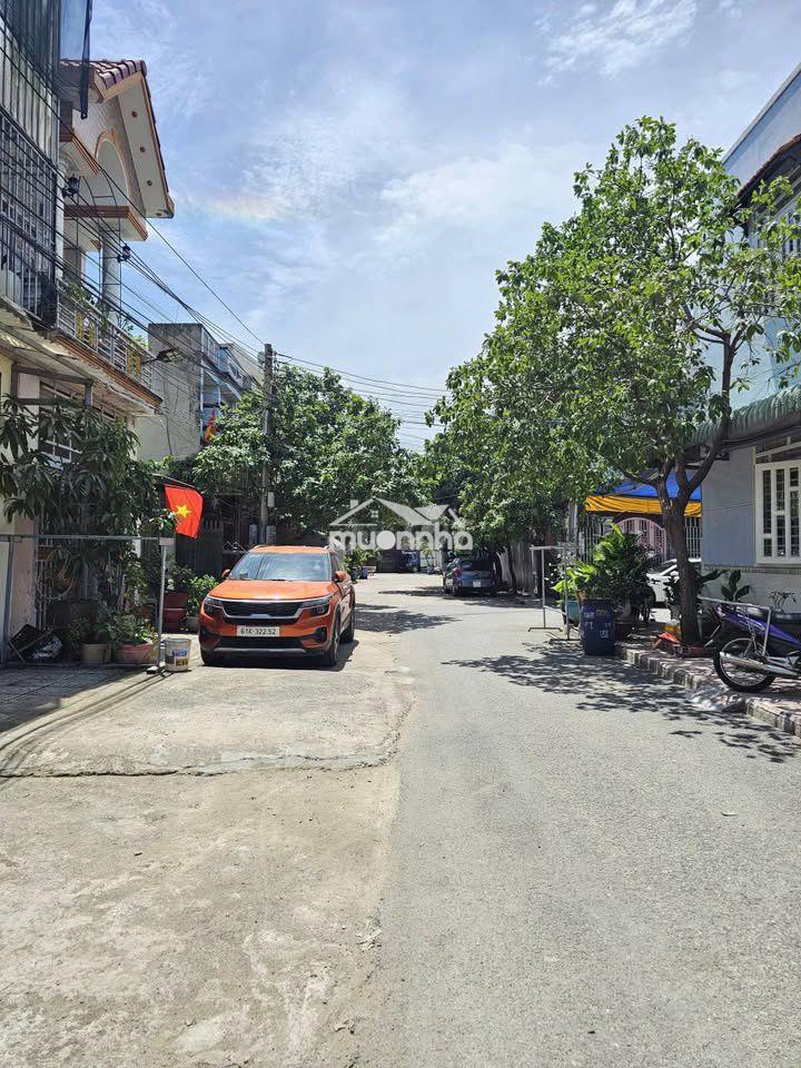 Bán rẻ nhà trệt lầu - sân ô tô kdc gần vincom 550 dĩ an - 2