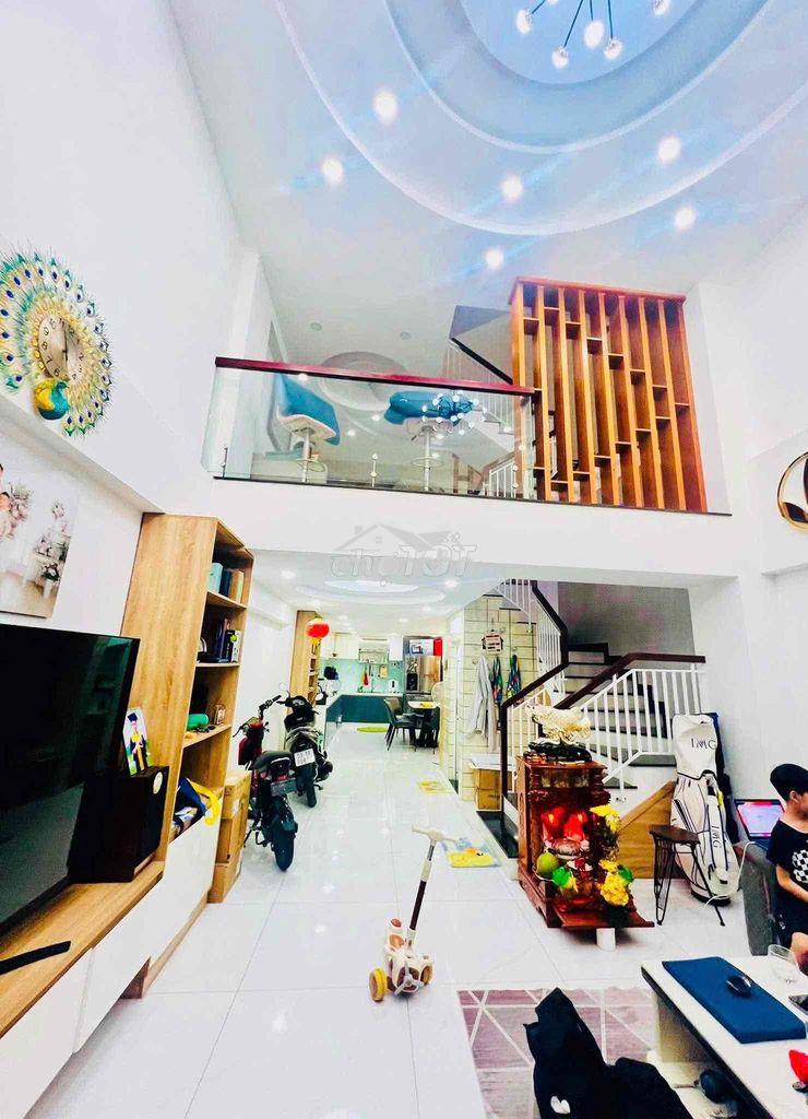 Gấp bán nhà 5 tầng 70m2( 5x15 ) hẻm xe hơi - có ban công - 4