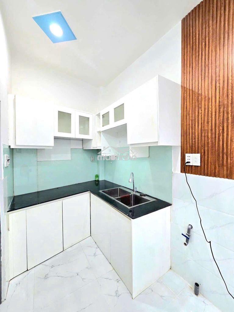 Nhà đúc trệt lầu vào ở liền đường huỳnh tấn phát - 3