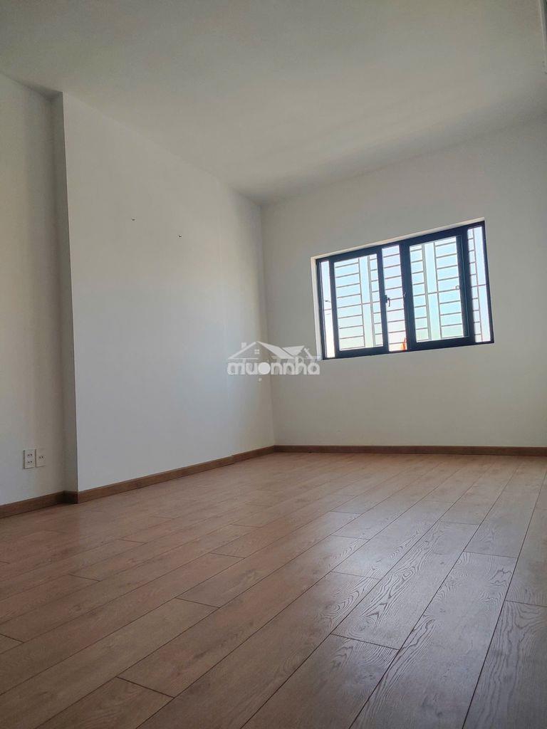 Bán chung cư gần 590 mạng tháng tám, quận 10
