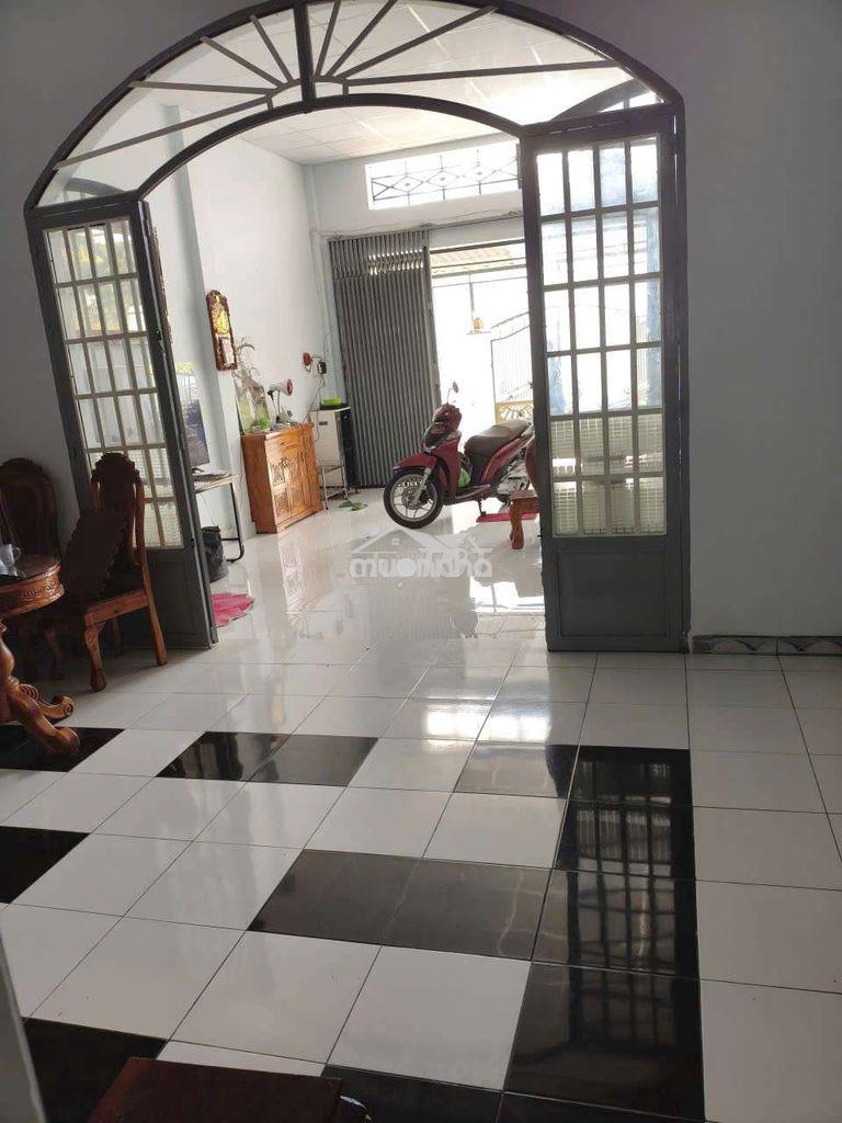 Nhà trệt lửng 2 pn hẻm lê thị riêng  - 2
