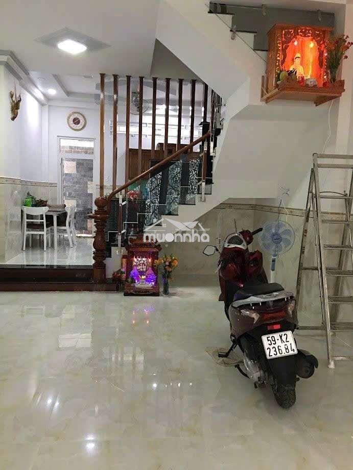 Nhà đẹp 3 tầng - 4pn - 2