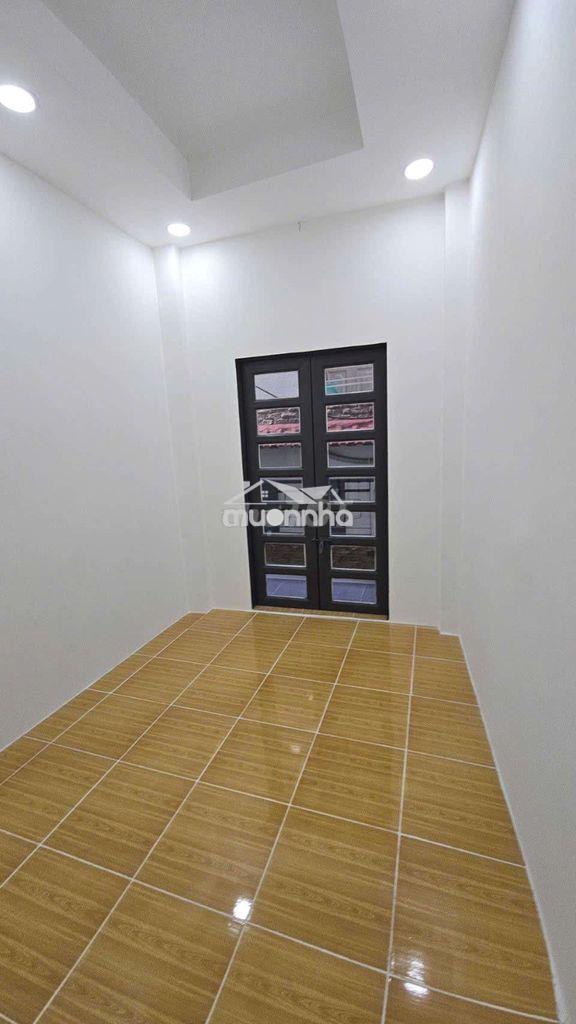 Nhà 3 lầu sổ riêng trần hưng đạo quận 1 - 2