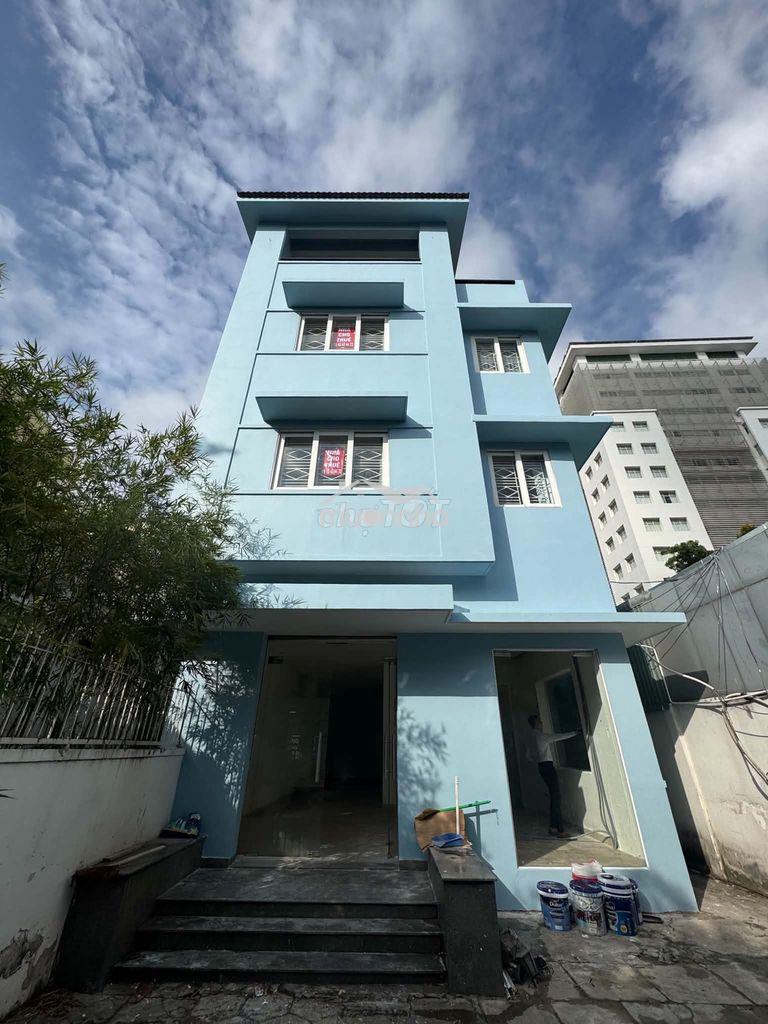 Nhà mặt tiền nguyên căn cho thuê