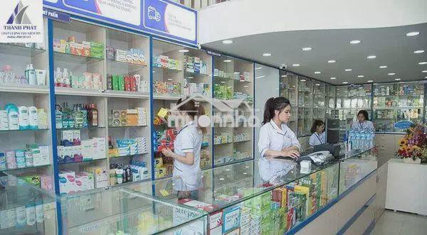 Kẹt quá bán gấp nhà 4lau mặt tiền phạm hùng,q8,kd tốt,86m,thuê 38tr/th