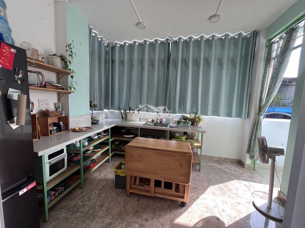 Căn hộ 1 phòng ngủ full bếp, bồn tắm, smart tivi gần chợ, etown - 2