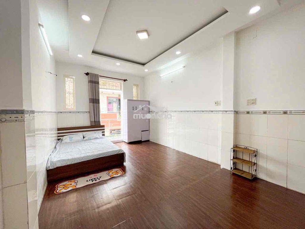 Chính chủ cho thuê phòng rộng 40m2 - ban công - full nội thất -đầm sen - Ảnh 4