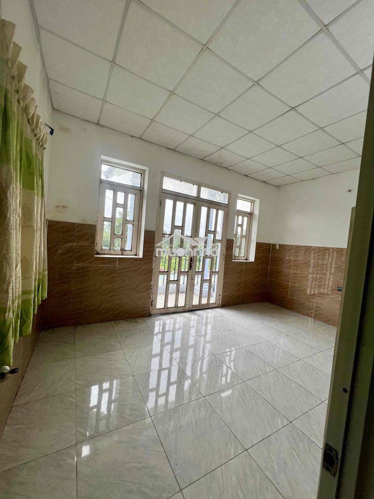 Cho thuê nhà sân đậu 2 ôtô dt 5x22m 1trệt 1lầu 2pn 2wc vườn lài q12 - 4
