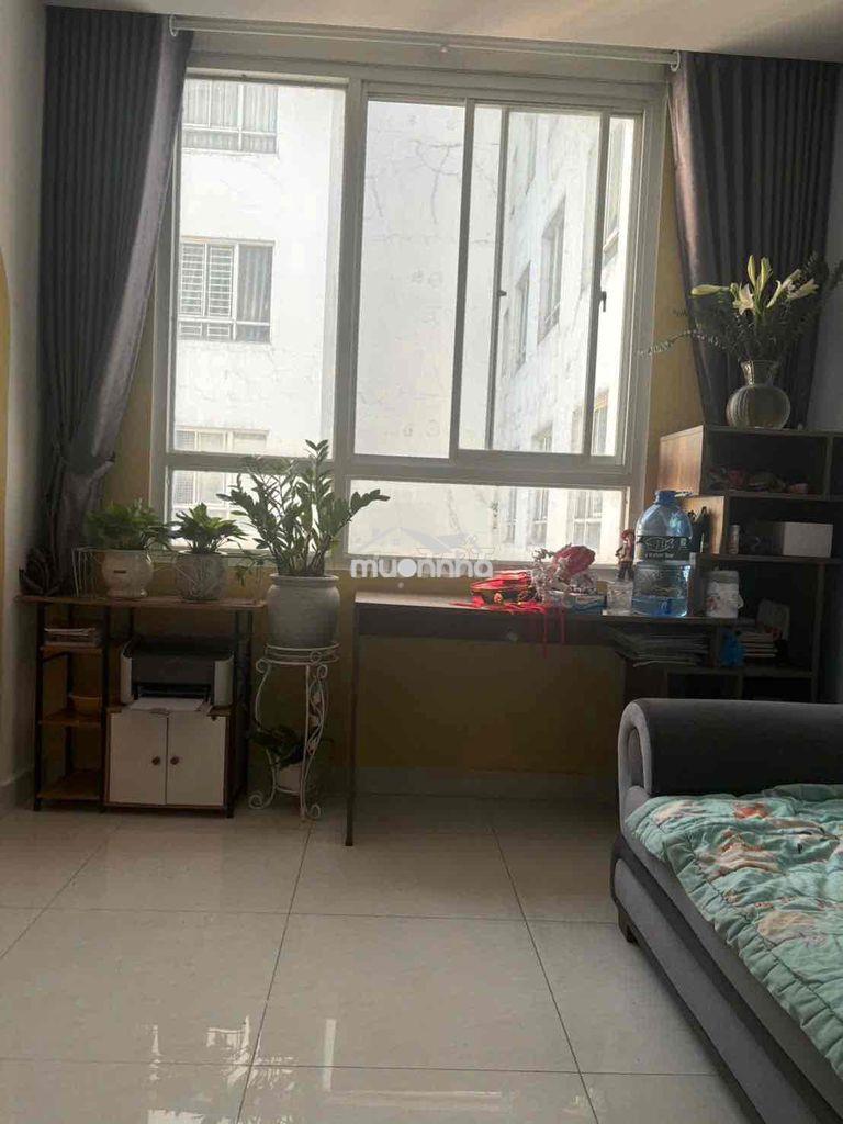 Bán chung cư bômg sao b1 giá 3.2 tỷ ở liền