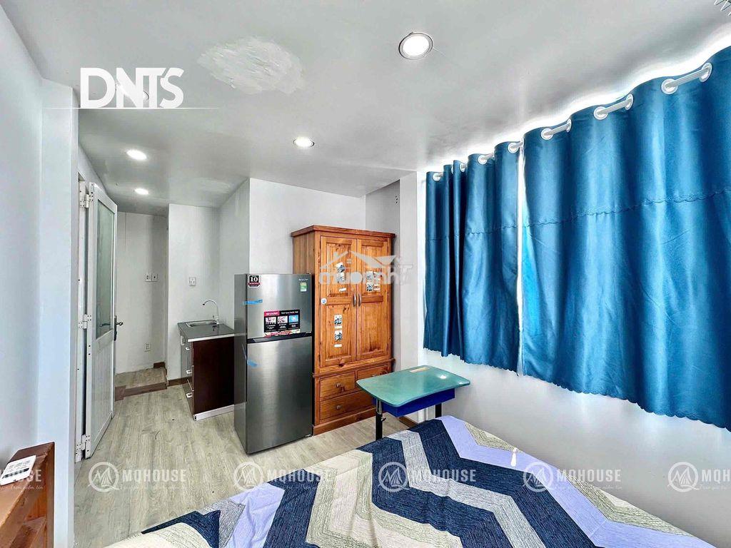 Studio cửa sổ trời full nội thất ngay trần kế xương - 3