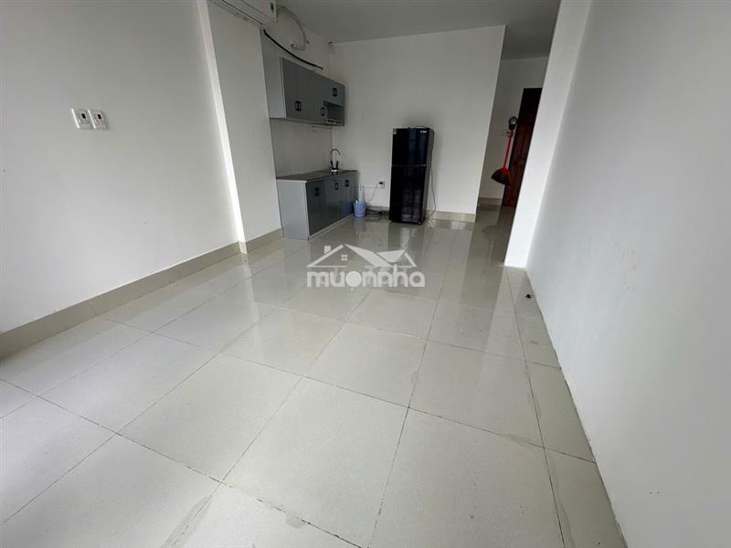 Cho thuê căn hộ kdt vạn phúc city giá 9.5tr full nội thất