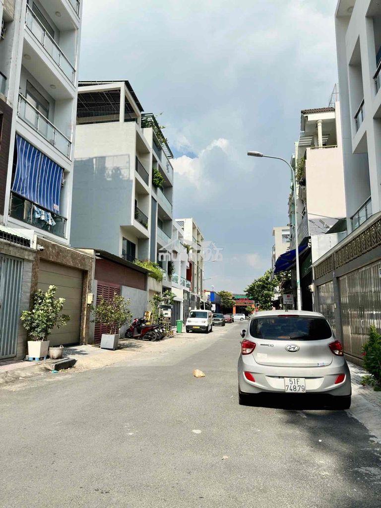 Bán nhà tân phú - kế đầm sen- hoà bình -4x18- 3tầng - hẻm oto - 3