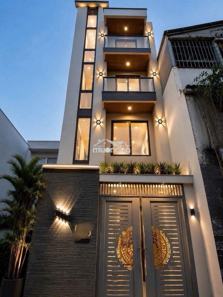Nhà vip q4- có hầm- 5 tầng- 40m2- 4pn- cho thuê 20tr-th