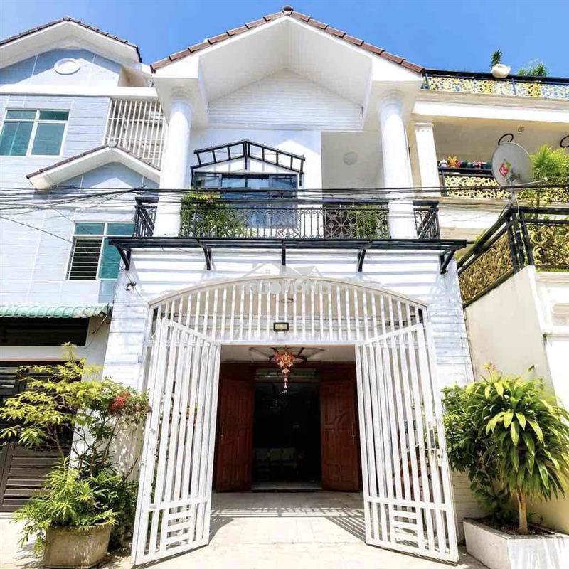 Cho thuê nhà 1 trệt 2 lầu sân thượng 5x15m kdc lê thị chợ quận 7