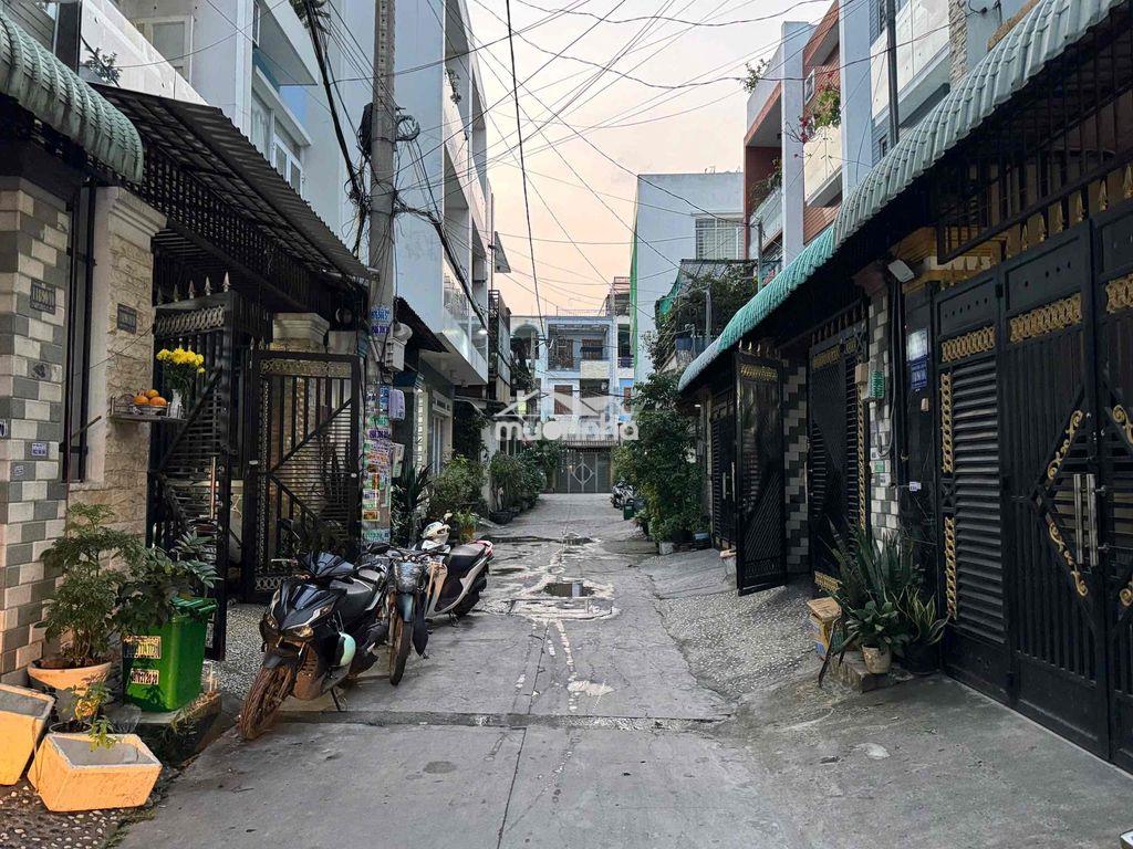 Nhà bình tân ( 4,4m x 15m ) 1 trệt 2lầu, nhà đẹp - 2