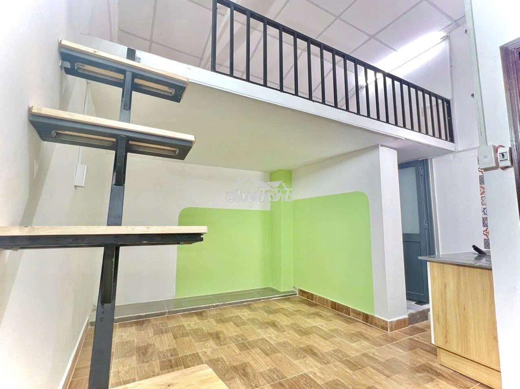 Phòng có gác rộng rãi ngay sát các trường đh lớn - 2