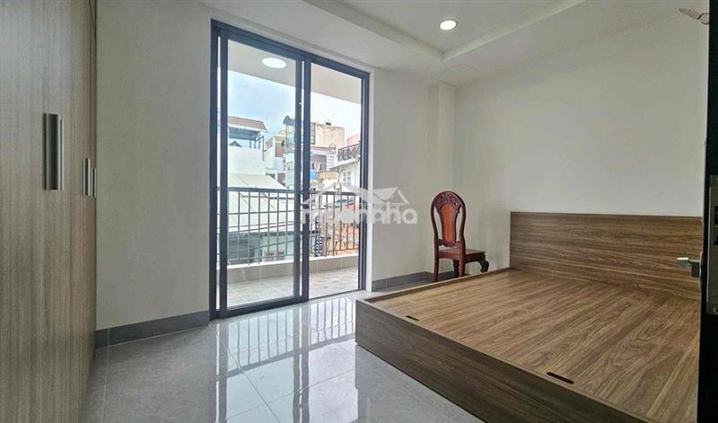 Cho thuê căn hộ 2pn balcony mới 100%-n4 phú nhuận - khu phan xích long