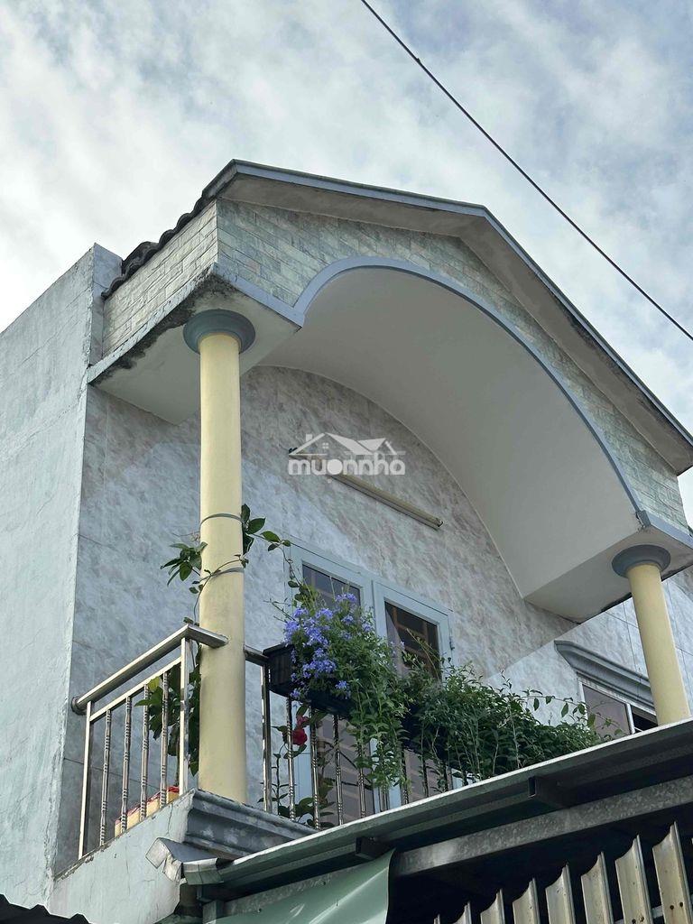 Nhà còn trống 1 phòng cho nữ thuê
