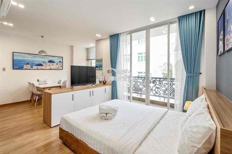 Căn hộ studio ban công full nội thất tân định quận 1