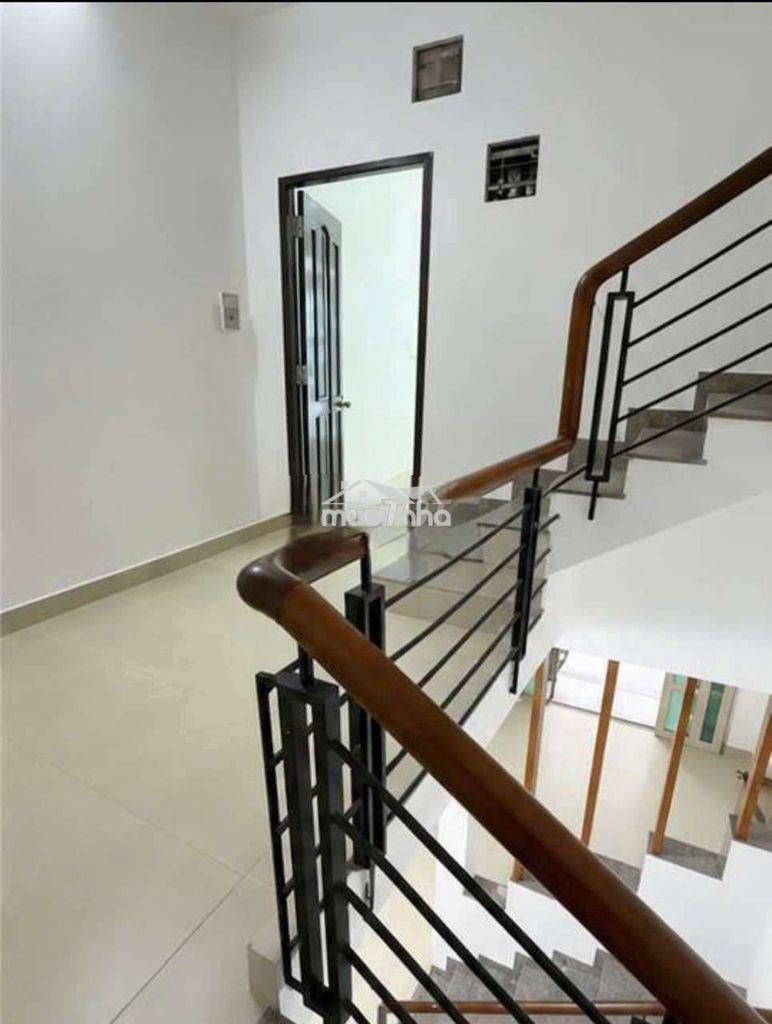 Cho thuê nhà nguyên căn. đường ni sư sư huỳnh liên. p 10.q.tân bình - 4