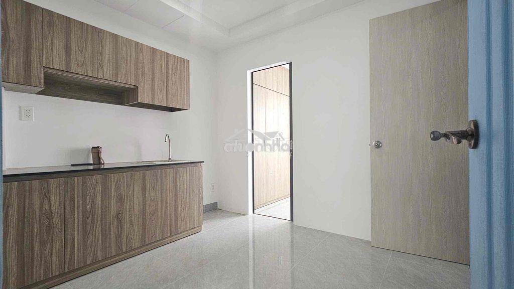 Cho thuê căn hộ 2pn balcony mới 100%-n4 phú nhuận - khu phan xích long - 2