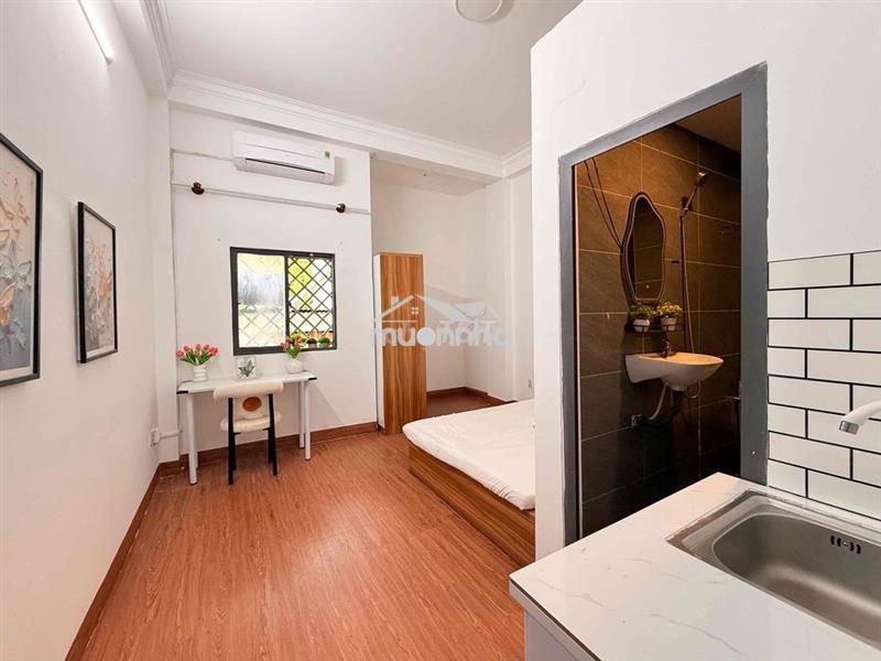Cho thuê căn hộ giá rẻ ... ngay đại học văn lang cs3