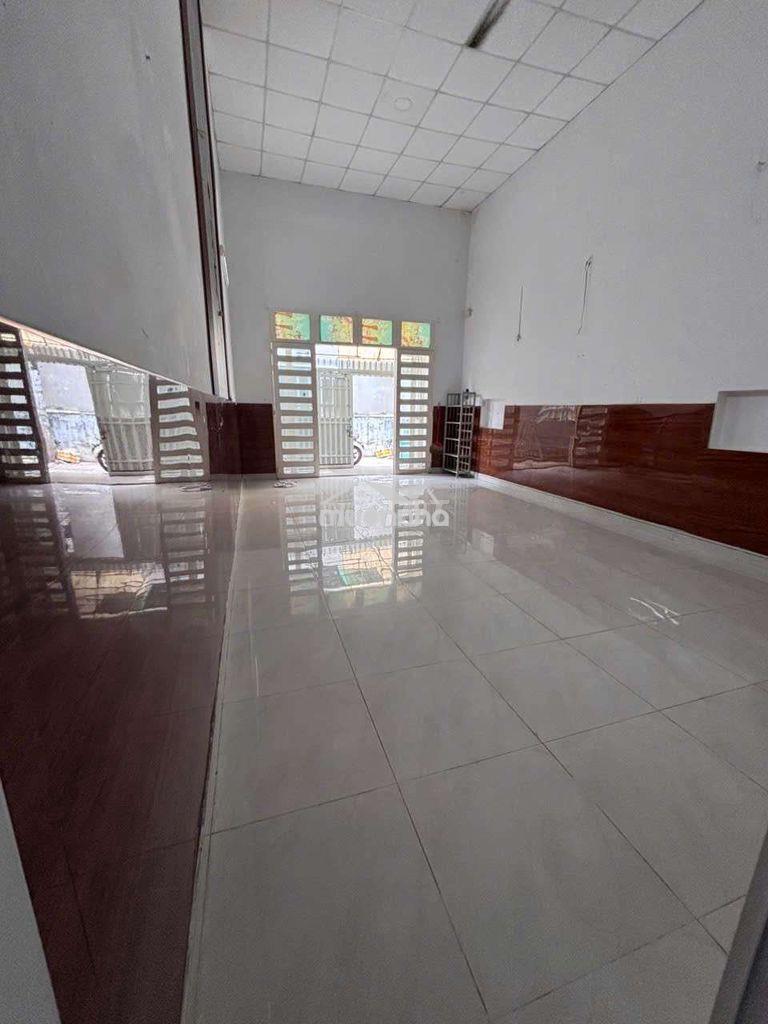 Cho thuê nhà to rộng rãi - 3