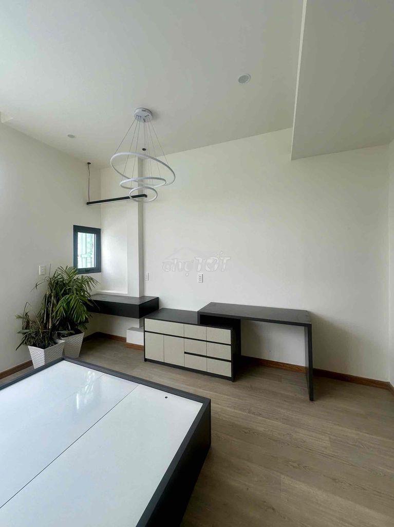 Chính chủ cho thuê - studio penthouse - nội thất mới - bếp tách biệt - 3