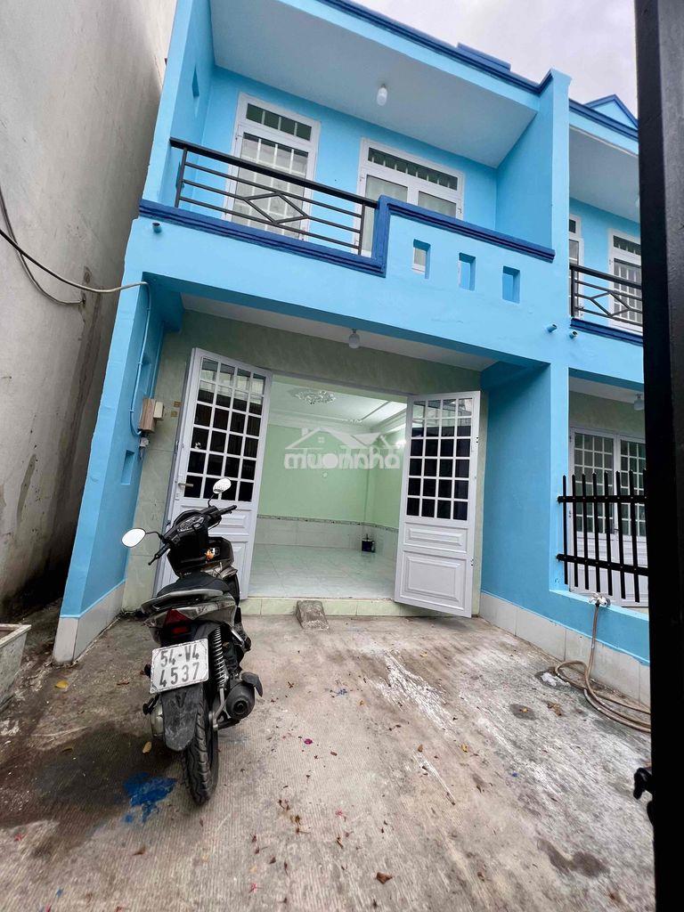 Cho thuê nhà dt 5x15 1trệt 1lầu 2pn 2wc sân xe máy ngay ngã tư ga - 2