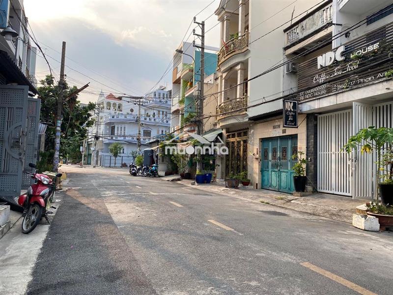 Nhà thuê 4x23m.cấp 4.hẻm 10m lý thánh tông.gía:10tr