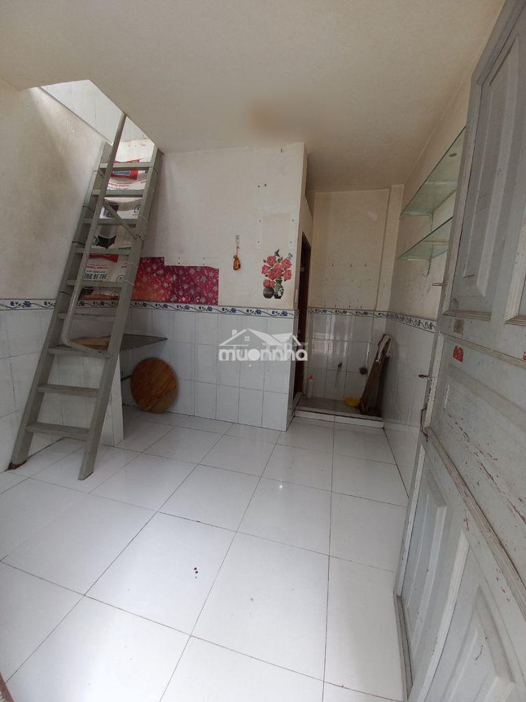 Tôi cần sang dãy trọ 11 phòng đường trần xuân soạn - 3