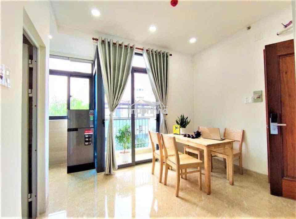 2pn ban công siêu thoáng ngay khu etown cộng hoà - hoàng hoa thám - 3