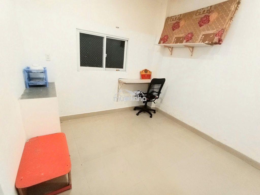 Phòng trọ 14m2 gần aeon tân phú giá 1tr8 ( phòng trống ) - 4
