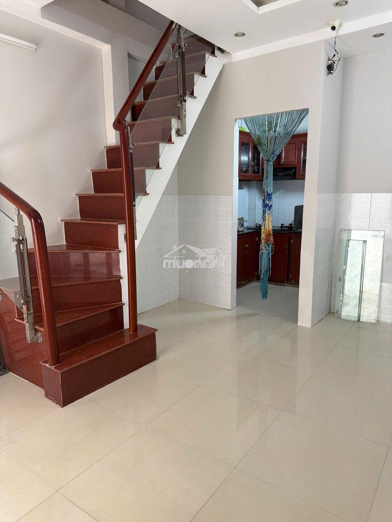 Nhà nguyên căn 1 trệt 1 lầu 2pn ngay chợ thanh đa, cách công viên 60m - 2