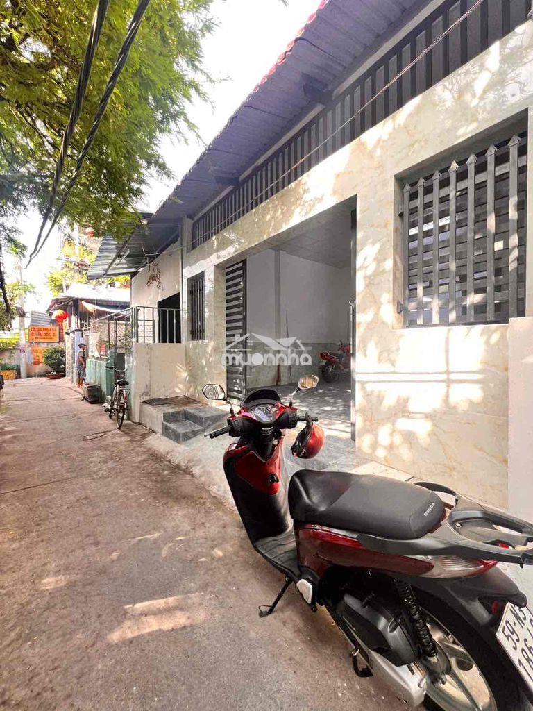 Chính chủ bán nhà 130m2, nhà bè, 6 x 22, cấp 4, 3pn, nhà mới hẻm thông - 2
