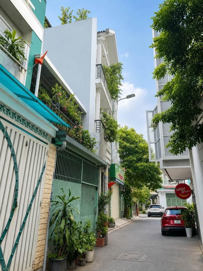 Chỉ 8.x – nhà 2 tầng 100m² ngang 6.2m nở hậu – hxh thông ngay tân sơn nhì