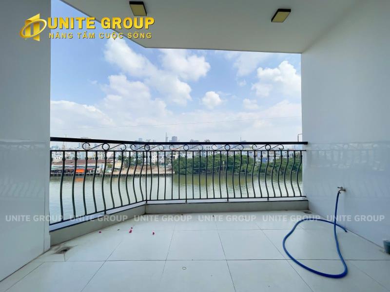 Căn hộ 1 phòng ngủ 1 phòng khách view sông - trần xuân soạn, q7 - 2