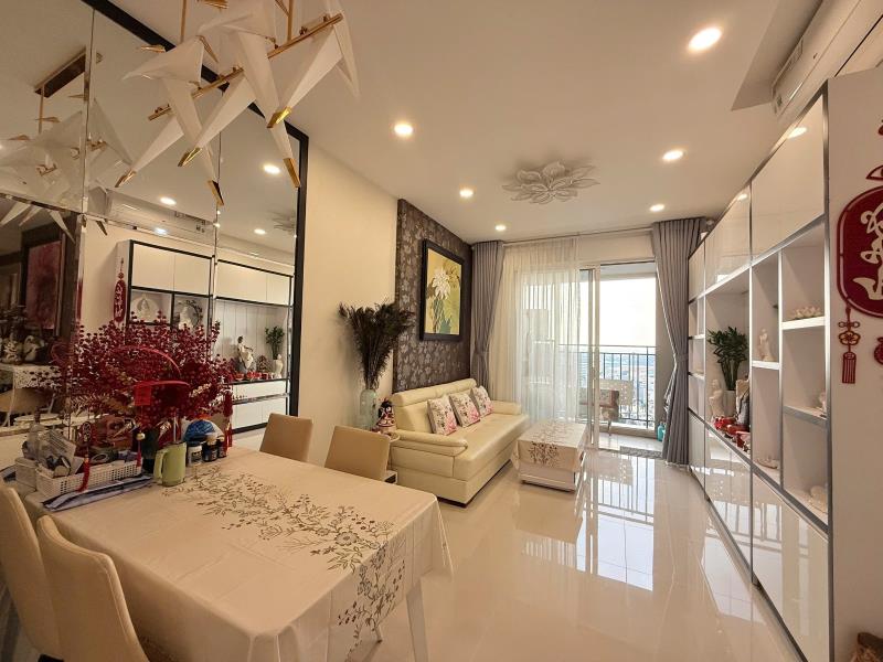 Golden mansion - căn góc 2pn 75m2 - tầng cao view thoáng + nhà đẹp