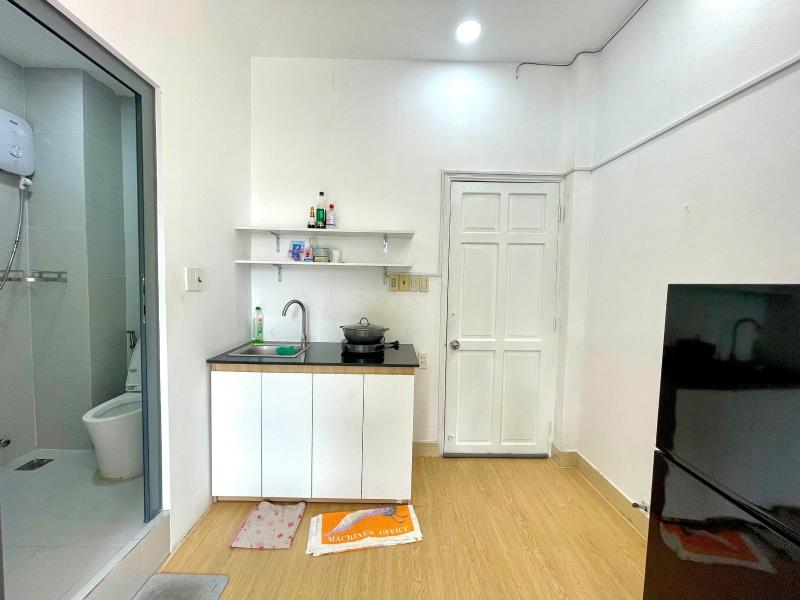 Full nội thất, bancol hướng ra sông sg, nơi để xe, gần công viên tần vu - Ảnh 4
