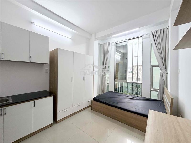 Phòng cửa sổ to thoáng fullnt ngay vạn kiếp giáp phú nhuận, q1