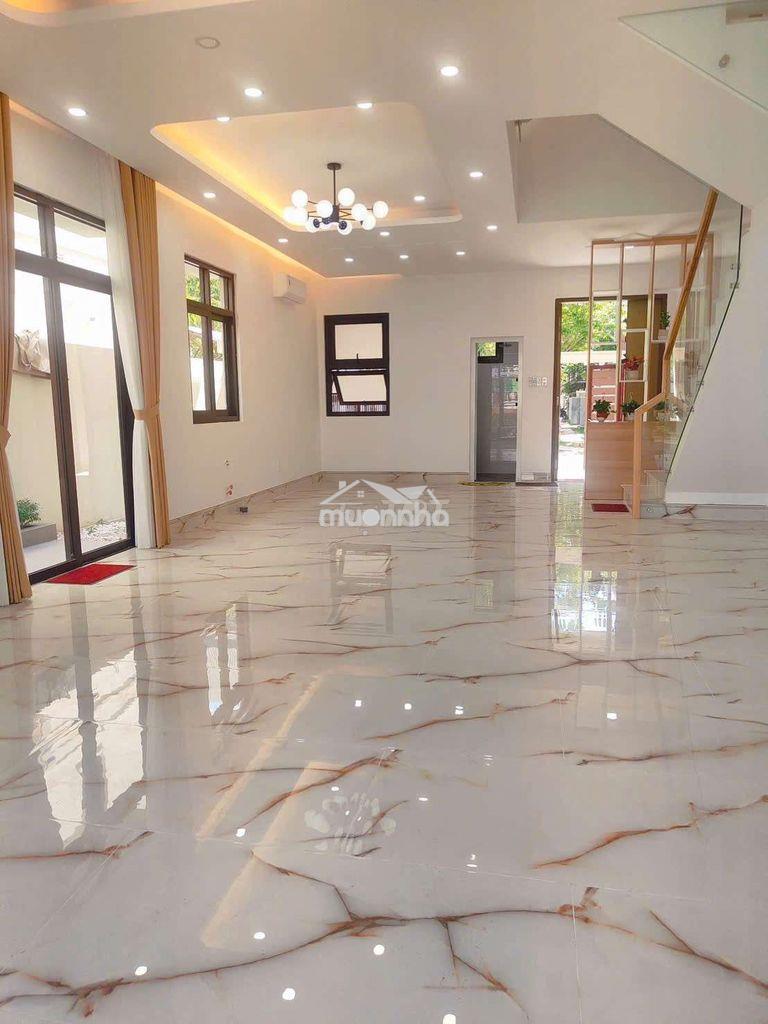 Mặt tiền shophoue lý thái tổ