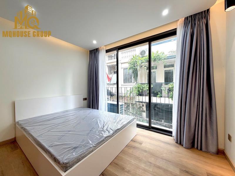 Cho thuê studio ban công 35m2 new 100% có thang máy ngay chợ bà chiểu - trường đại học văn lang - học viện cán bộ tphcm