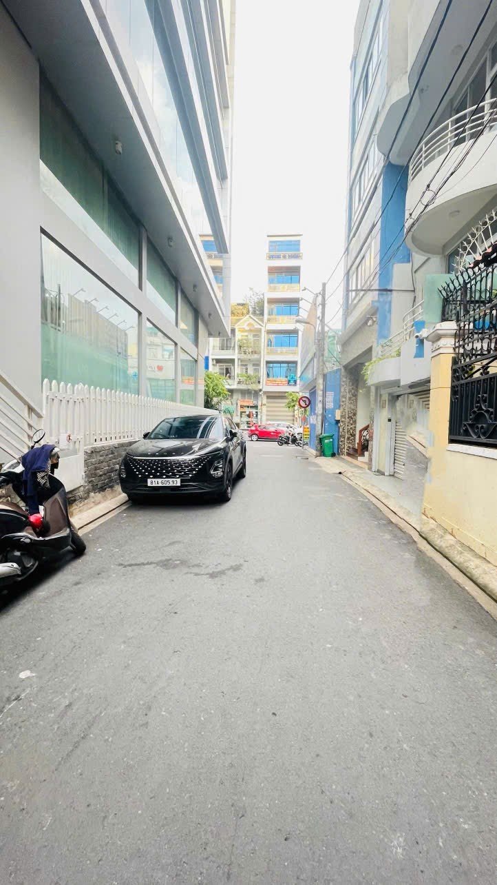 Giảm 2 tỷ ! sát mt bạch đằng, 88m2 ,5 tầng,hxh ngủ nhà.sổ vuông