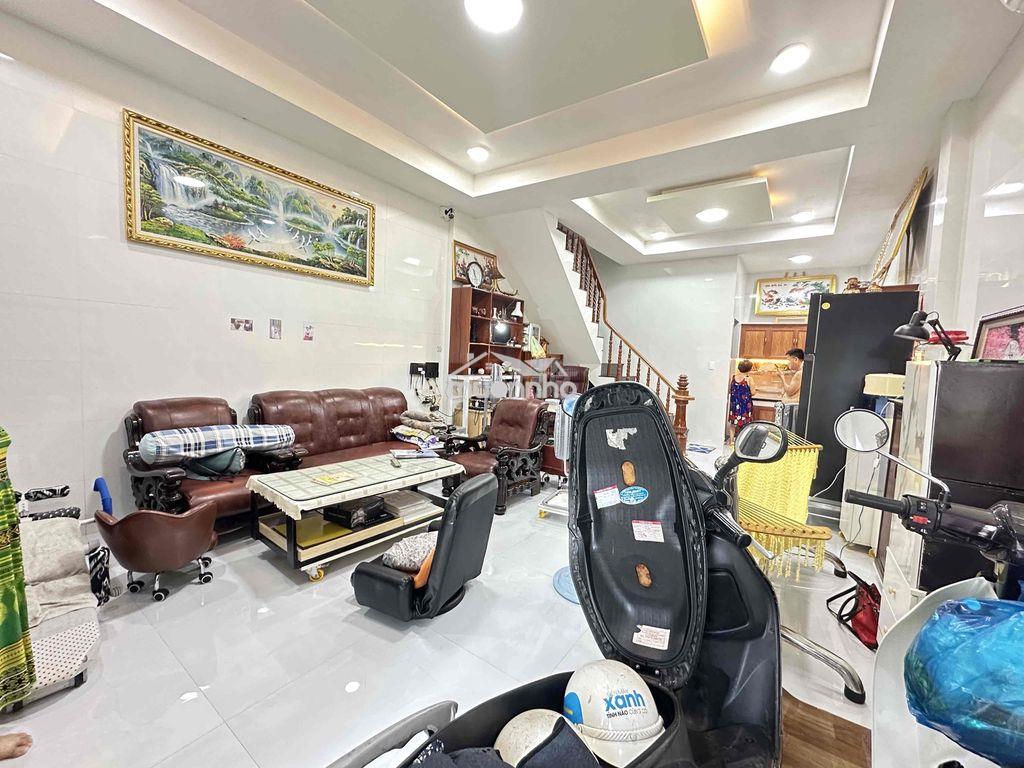 Hẻm ô tô - 55m2 - nhà mới xây - vuông vức - hà huy giáp - quận 1 - 2