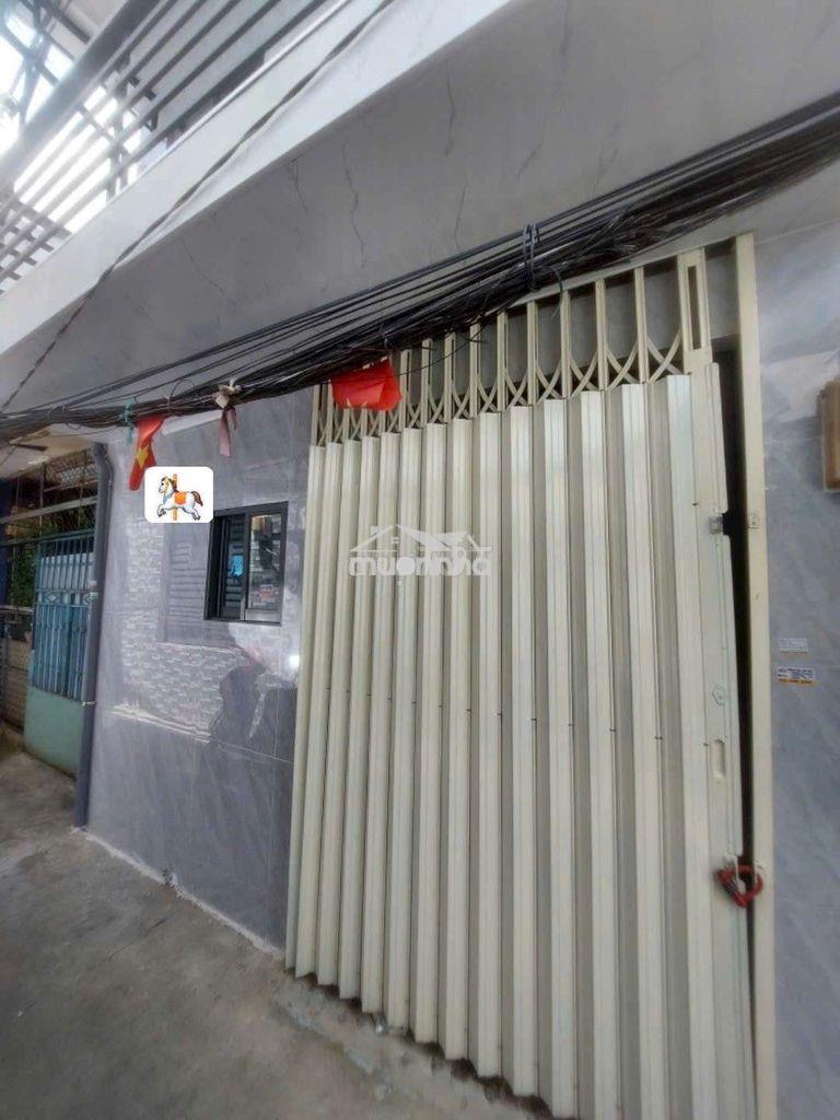 Bán nhà đường phạm thế hiển p7.q8 dt.3m5×4m2 } 1 lầu 1 phòng 1 toilet