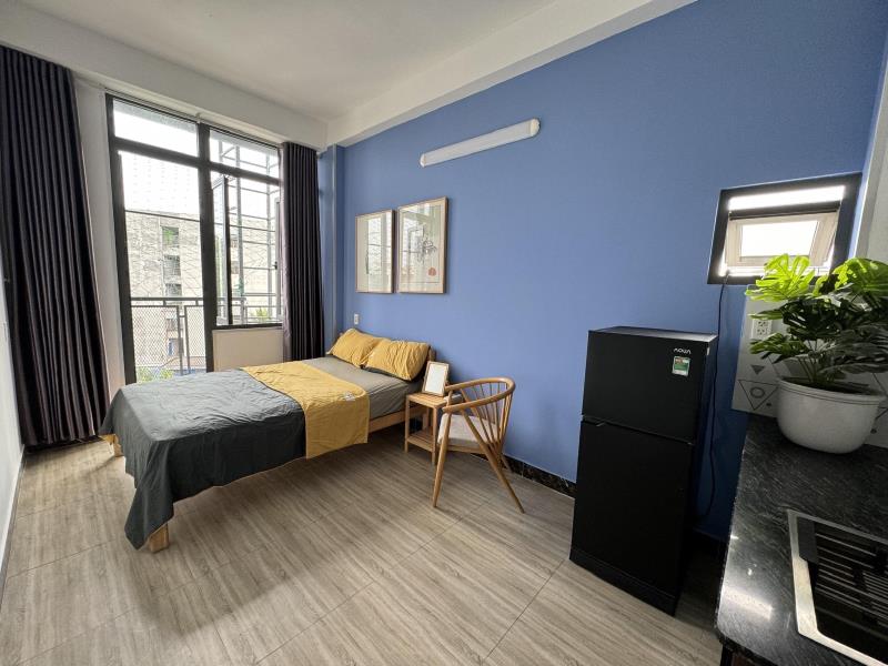 Cho thuê nhà mới ban công full nội thất rộng thoáng đường đinh bộ lĩnh sát hồng bàng , uef, hutech và hàng xanh