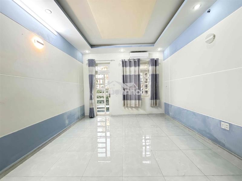 Phòng trọ trong nhà nguyên căn đường 12m thông sạch đẹp