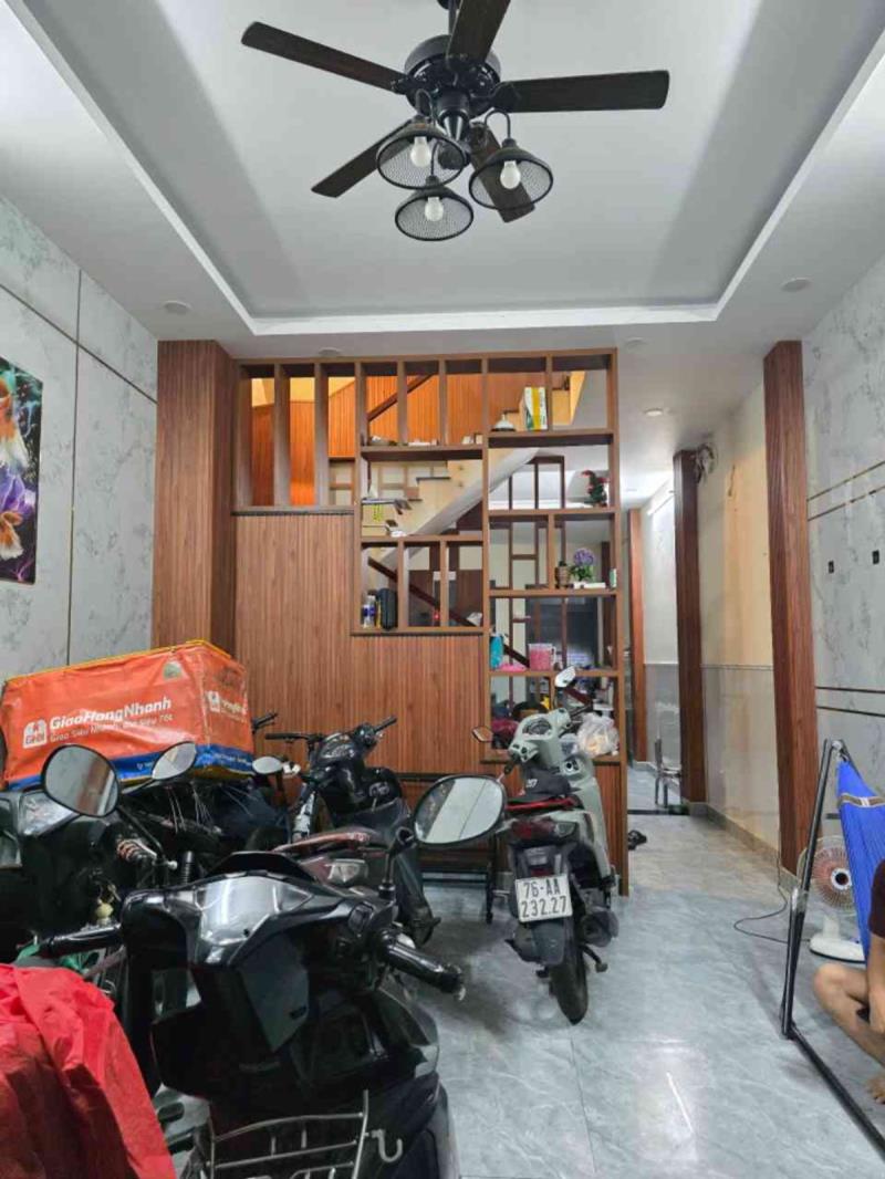 Hxh lê trọng tấn, gần aeon và cc sơn kỳ, 70m2, 4 tầng, 4pn, mới đẹp, chỉ 7.3 tỷ tl